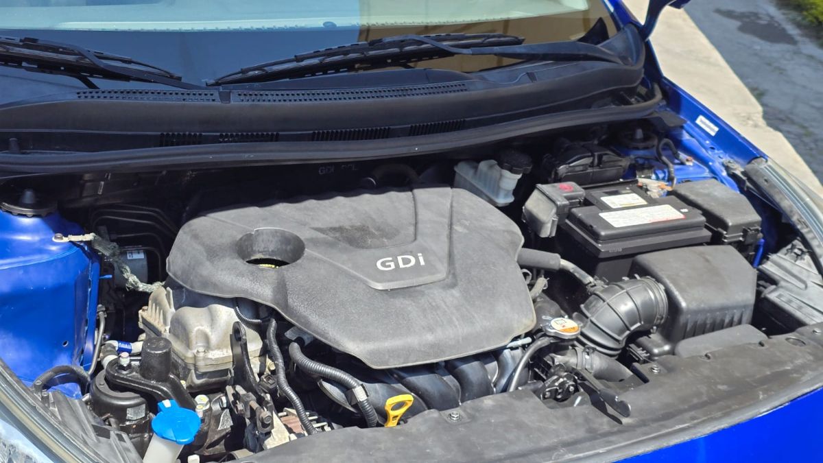 HYUNDAI ACCENT - 2014                                        