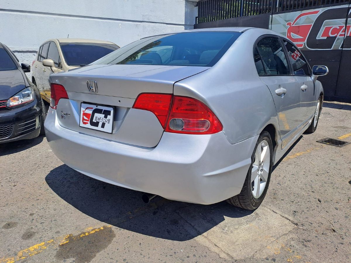 HONDA CIVIC - 2011                                        