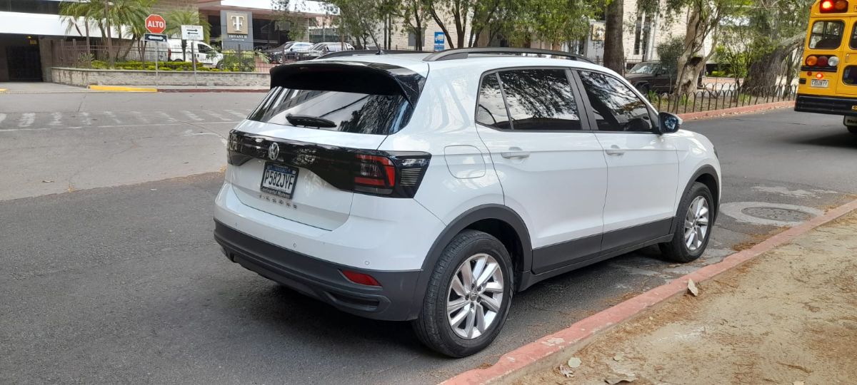 VOLKSWAGEN TIGUAN - 2020                                        