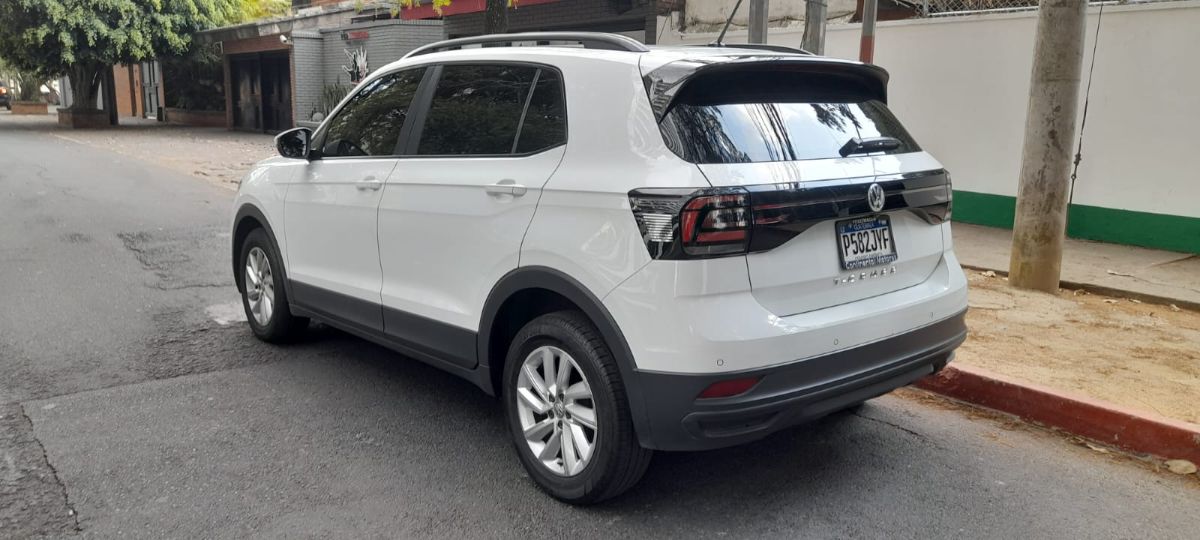 VOLKSWAGEN TIGUAN - 2020                                        
