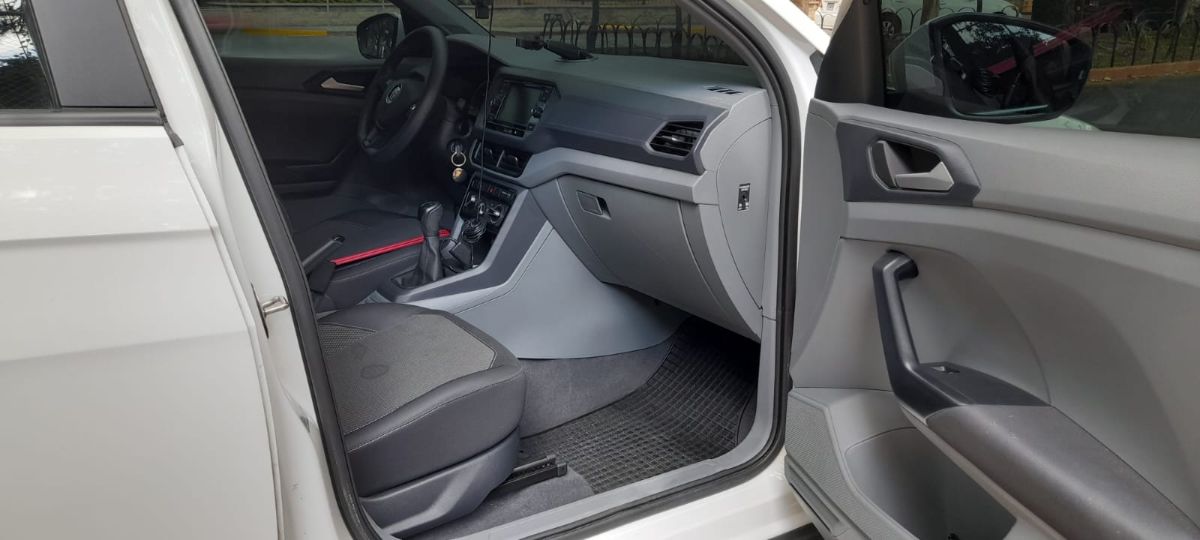 VOLKSWAGEN TIGUAN - 2020                                        