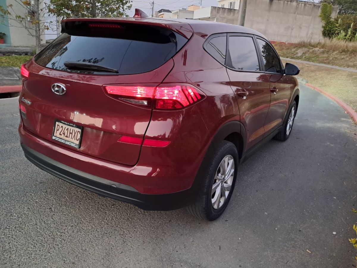 HYUNDAI TUCSON - 2019                                        