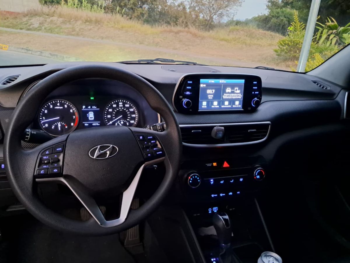 HYUNDAI TUCSON - 2019                                        