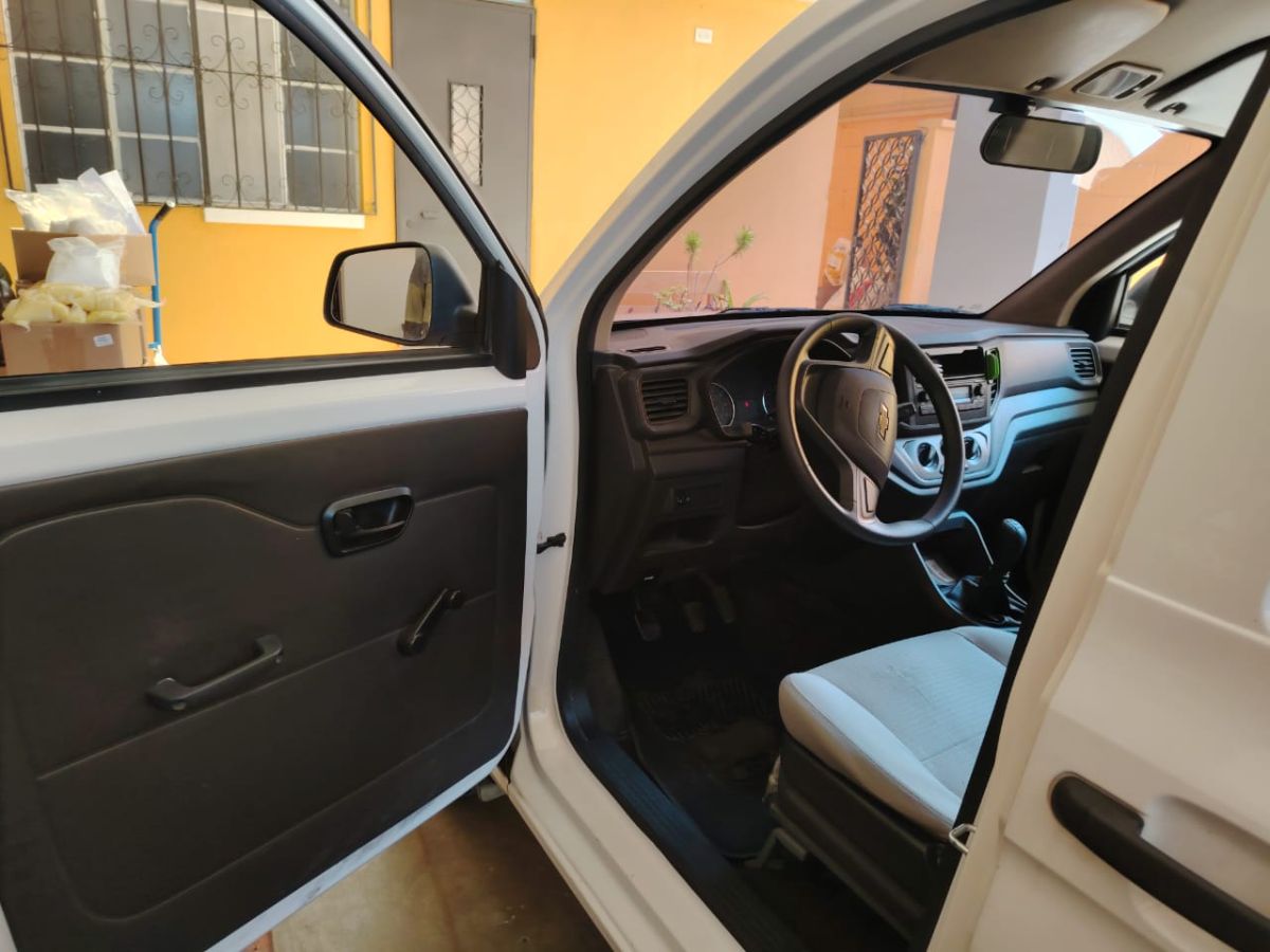 CHEVROLET N300 - 2023                                        