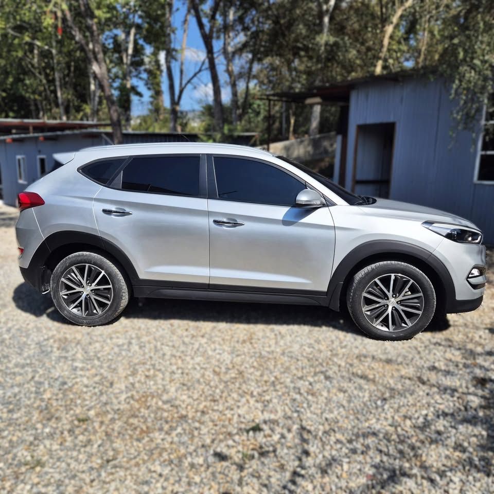 HYUNDAI TUCSON - 2016                                        