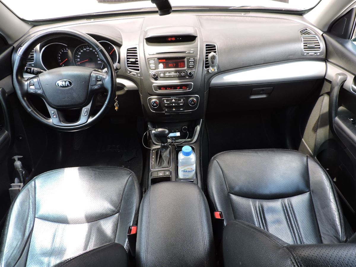 KIA SORENTO - 2013                                        