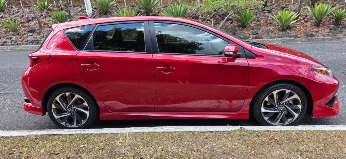 TOYOTA COROLLA - 2018                                        