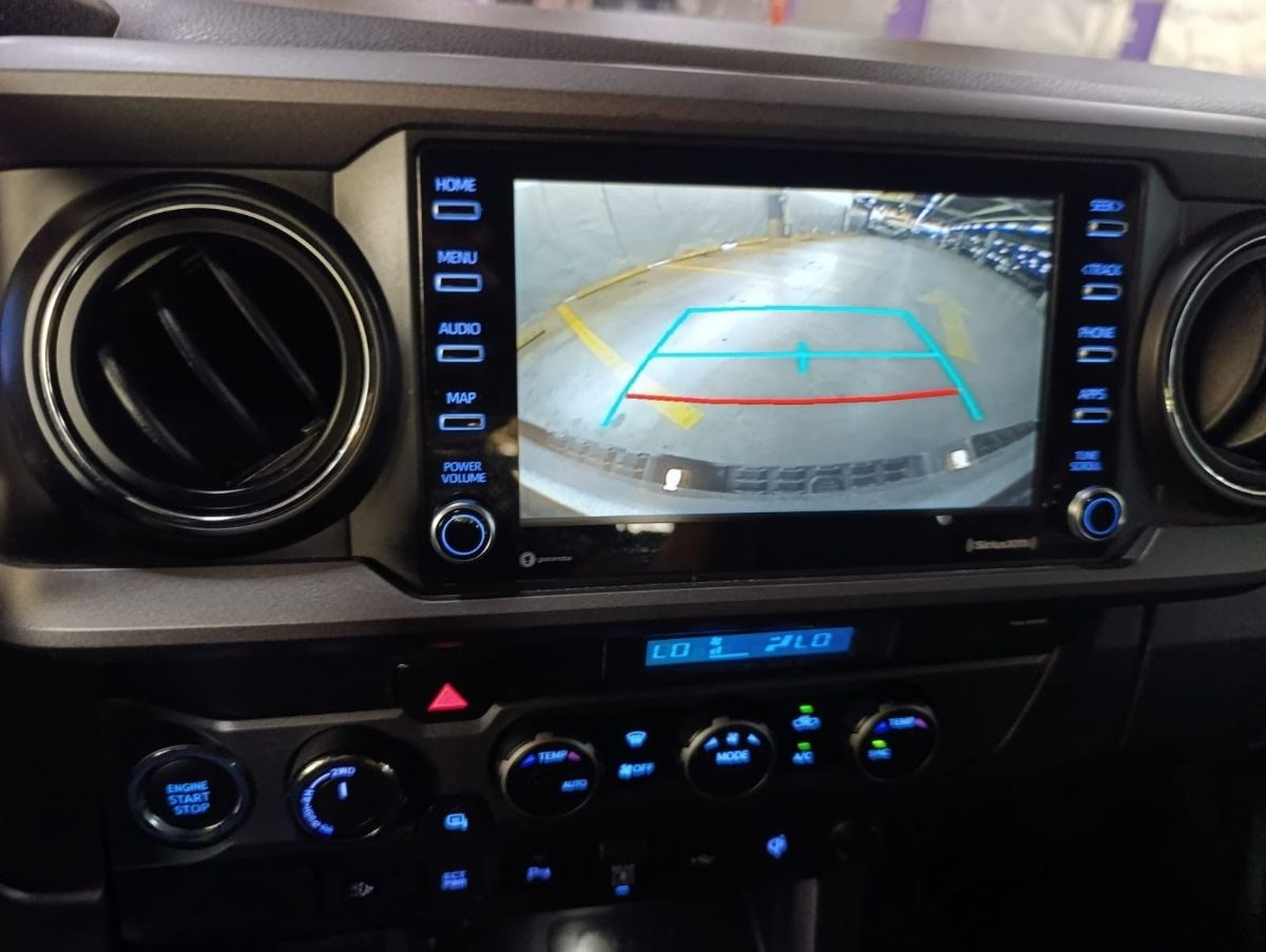 TOYOTA TACOMA - 2022                                        