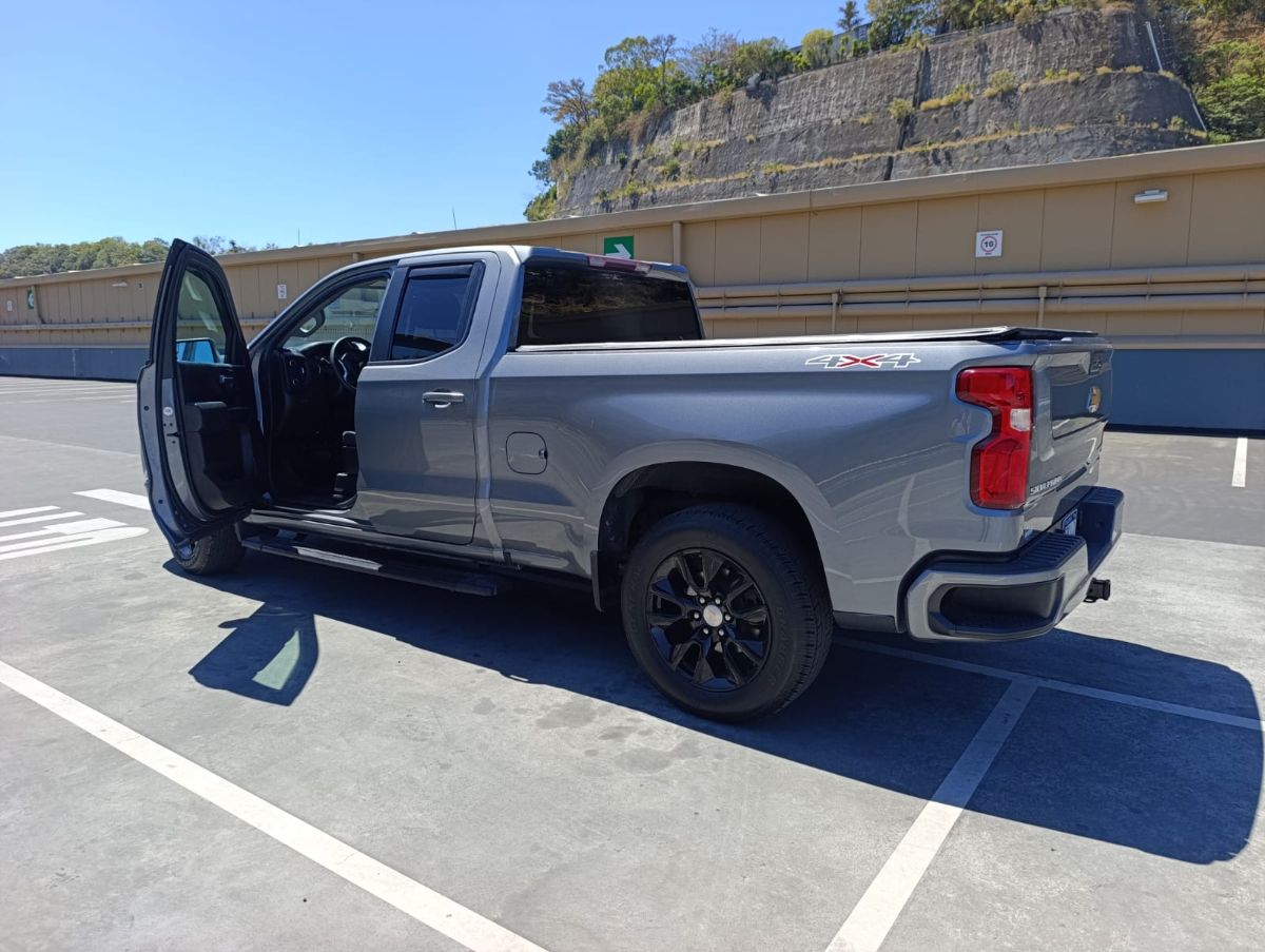 CHEVROLET SILVERADO - 2022                                        