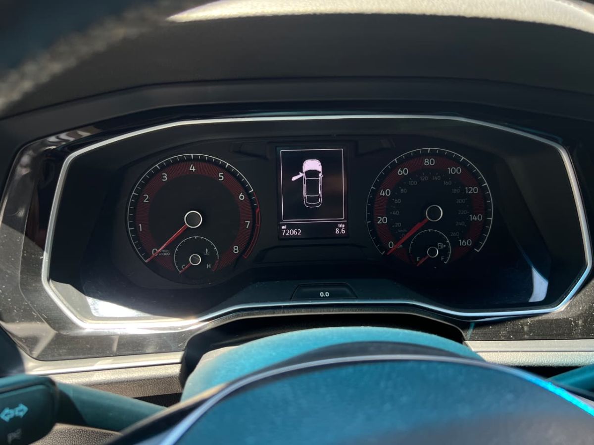 VOLKSWAGEN JETTA - 2019                                        