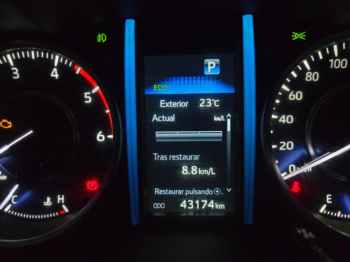 TOYOTA FORTUNER - 2023                                        