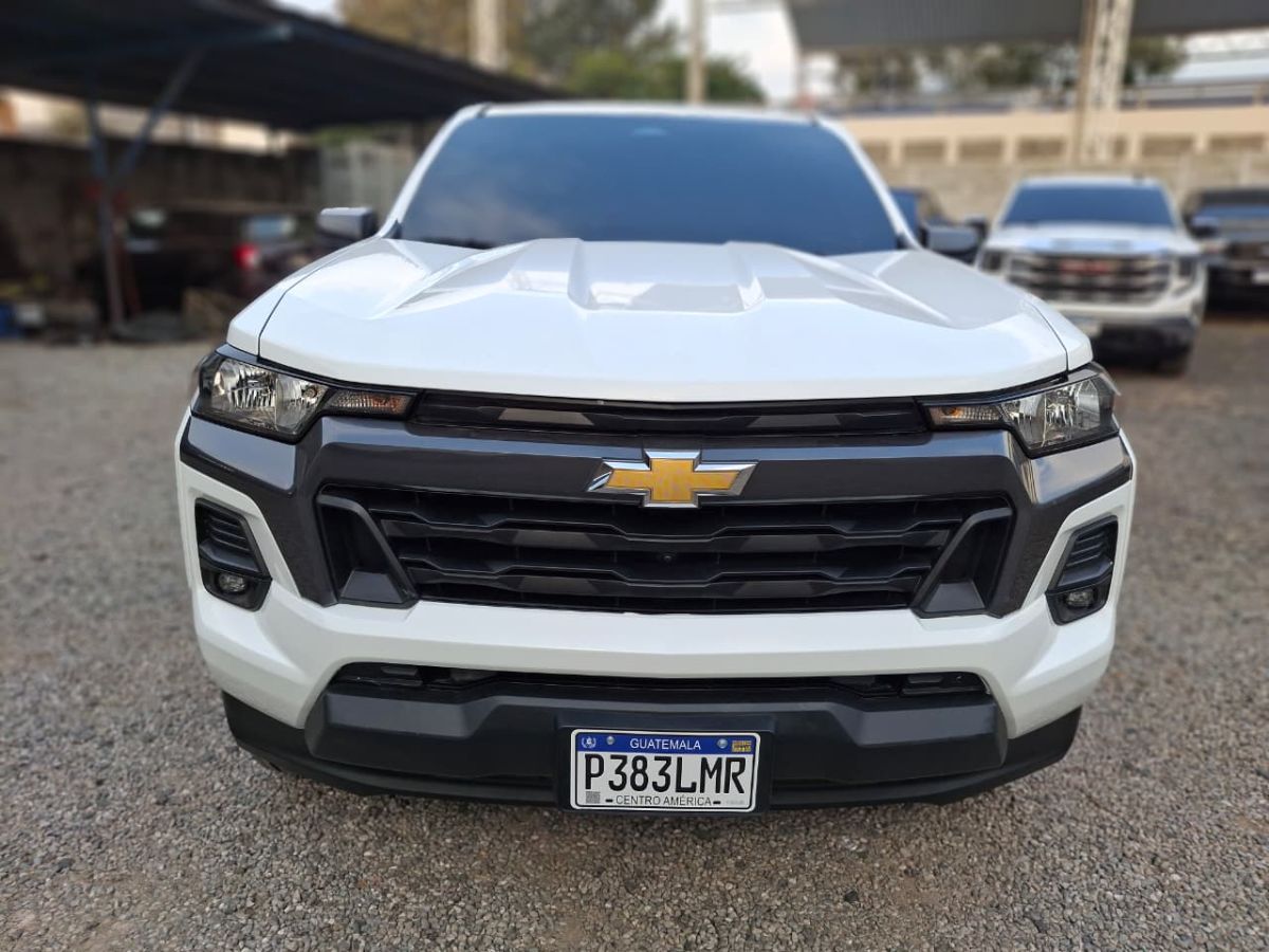 CHEVROLET COLORADO - 2023                                        