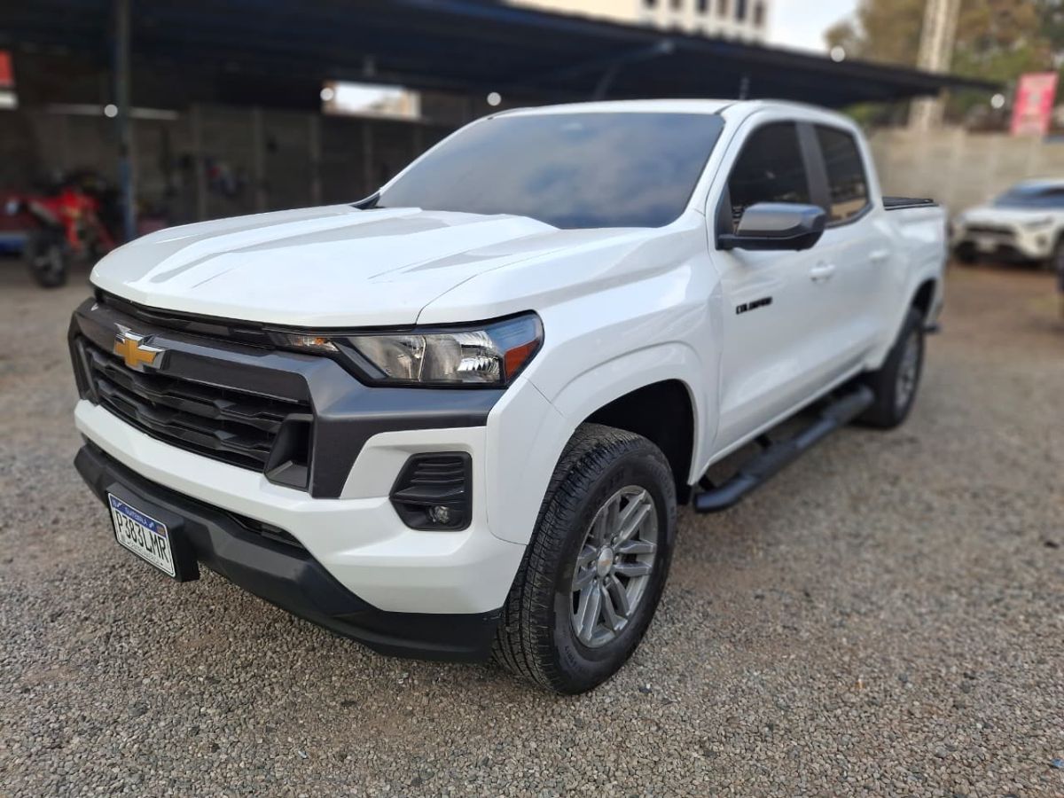 CHEVROLET COLORADO - 2023                                        