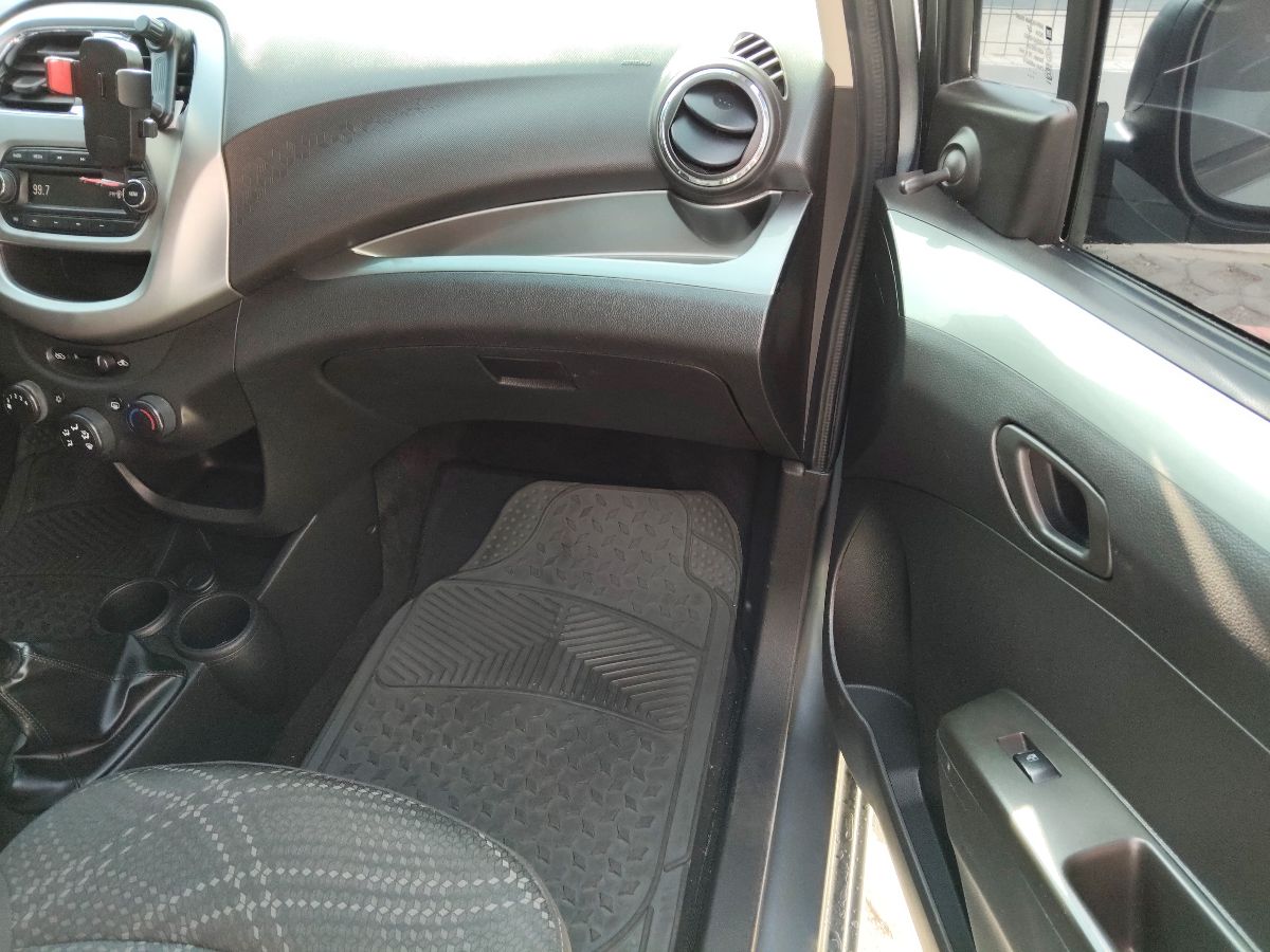 CHEVROLET BEAT - 2018                                        