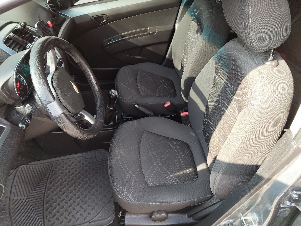 CHEVROLET BEAT - 2018                                        