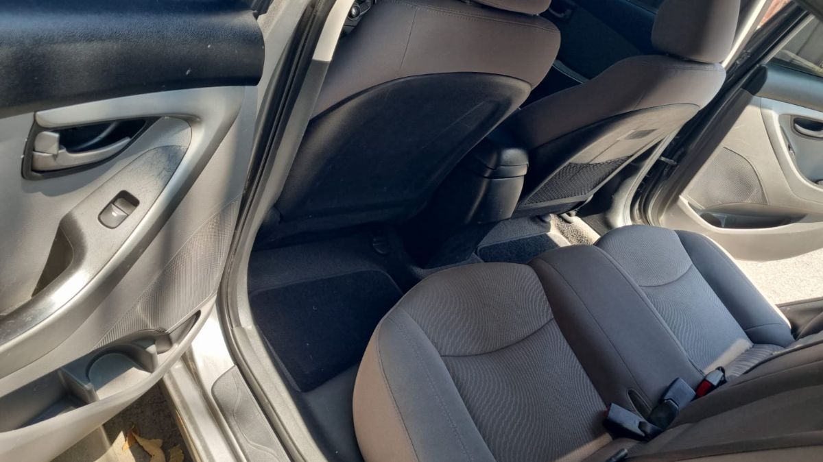 HYUNDAI ELANTRA - 2014                                        