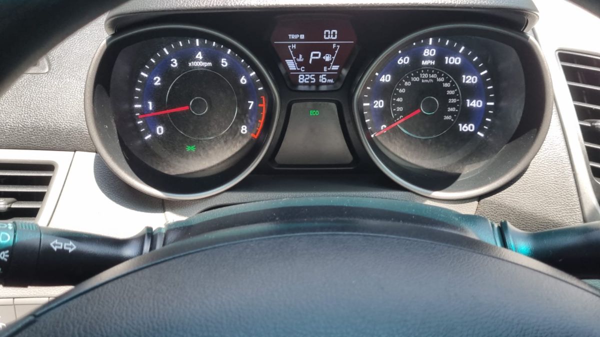 HYUNDAI ELANTRA - 2014                                        