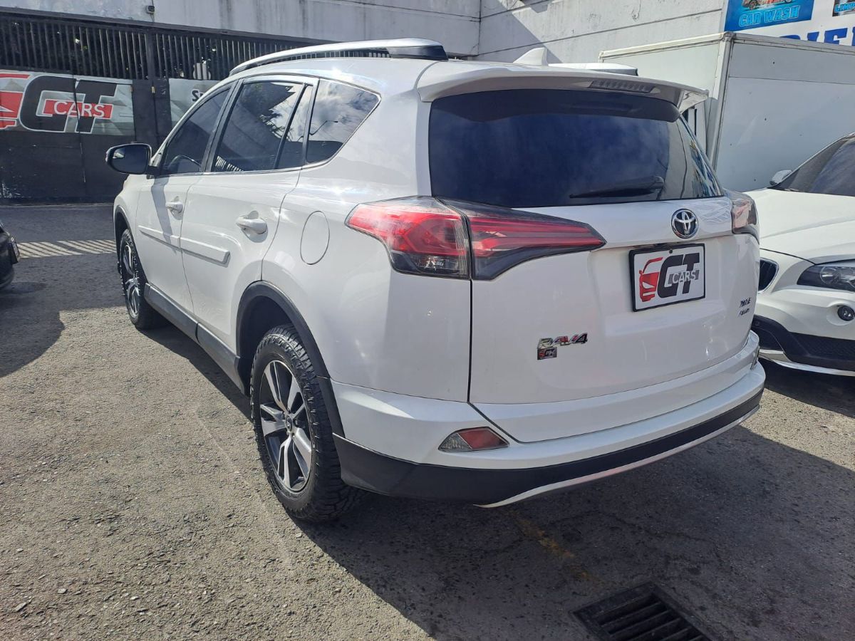 TOYOTA RAV 4 - 2016                                        
