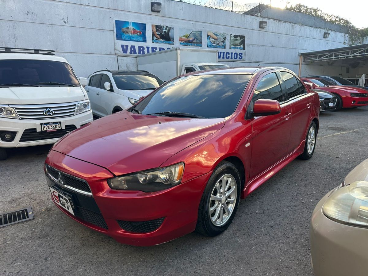 MITSUBISHI LANCER - 2012                                        