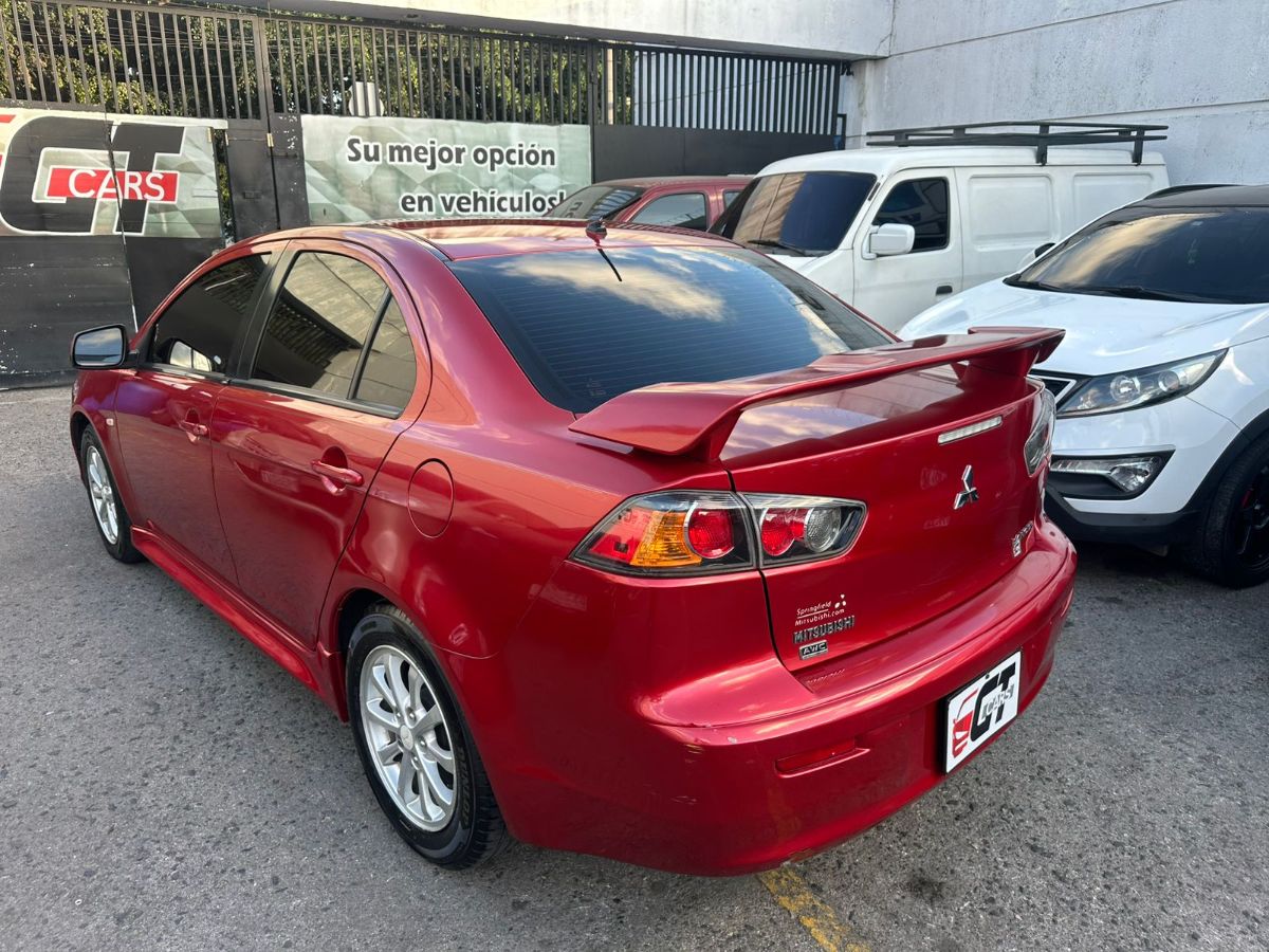 MITSUBISHI LANCER - 2012                                        