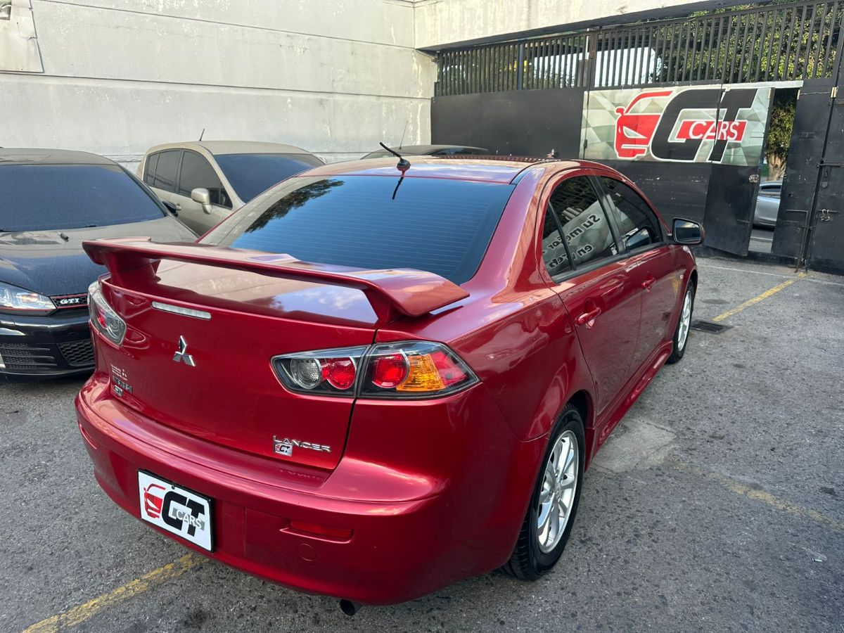 MITSUBISHI LANCER - 2012                                        