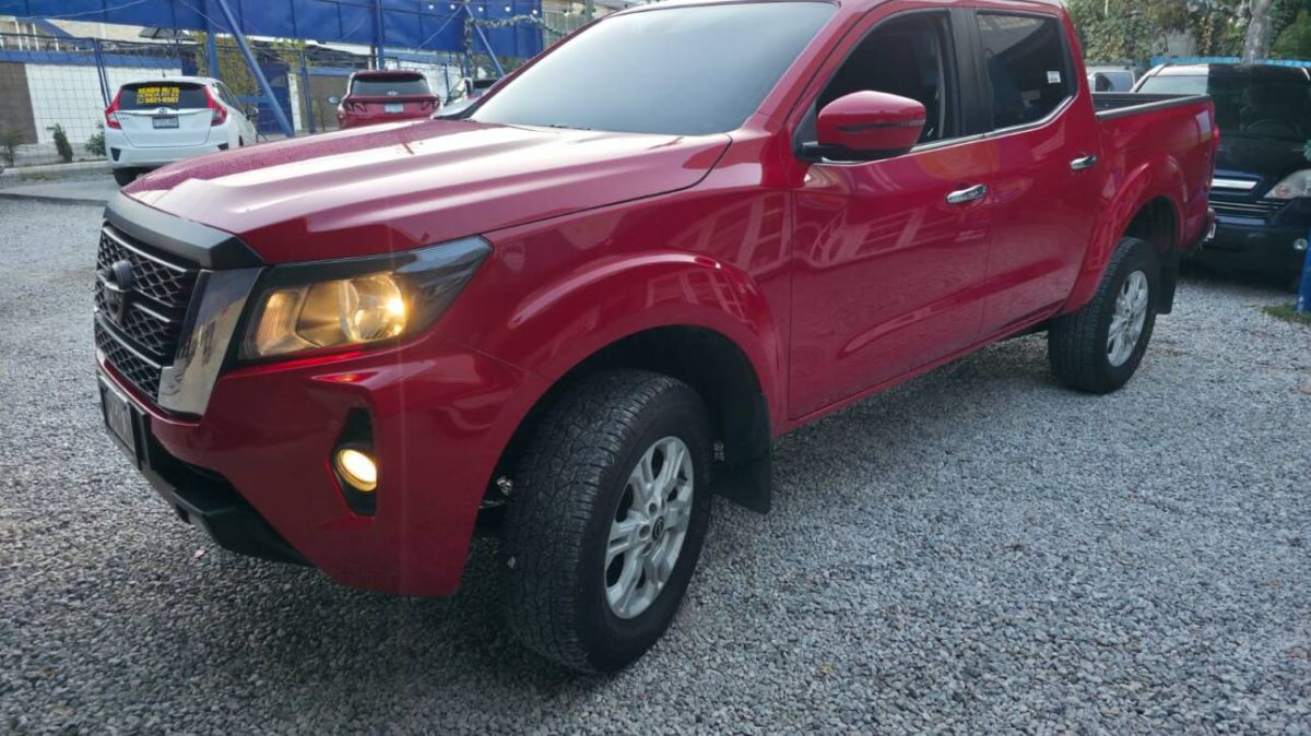 NISSAN FRONTIER - 2025                                        