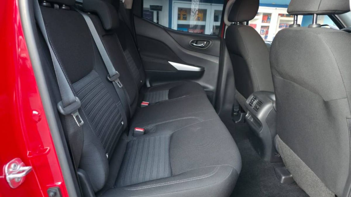 NISSAN FRONTIER - 2025                                        