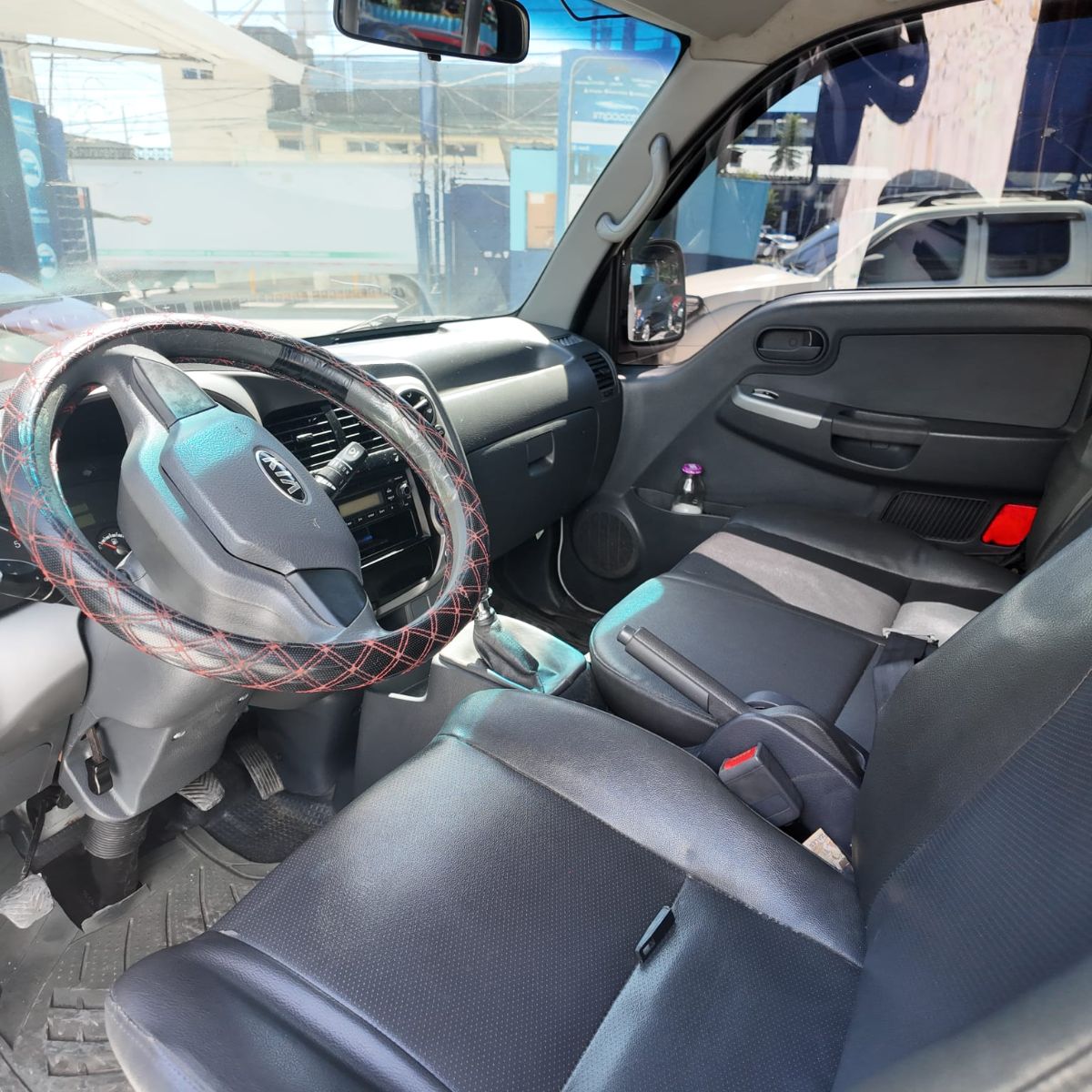 KIA BONGO III - 2014                                        