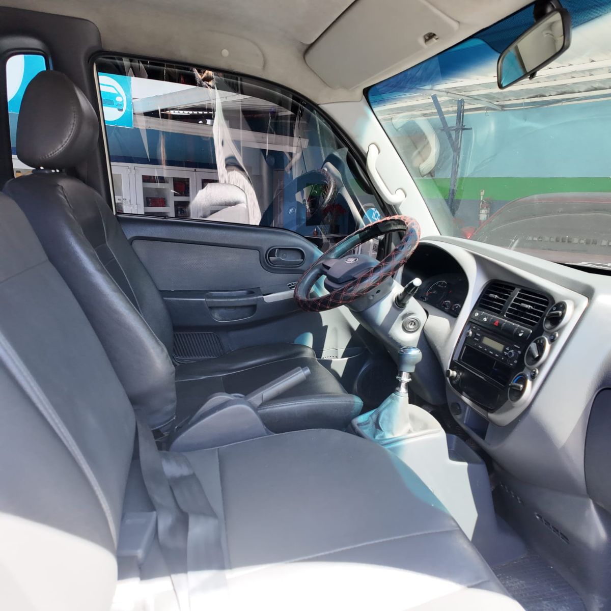 KIA BONGO III - 2014                                        