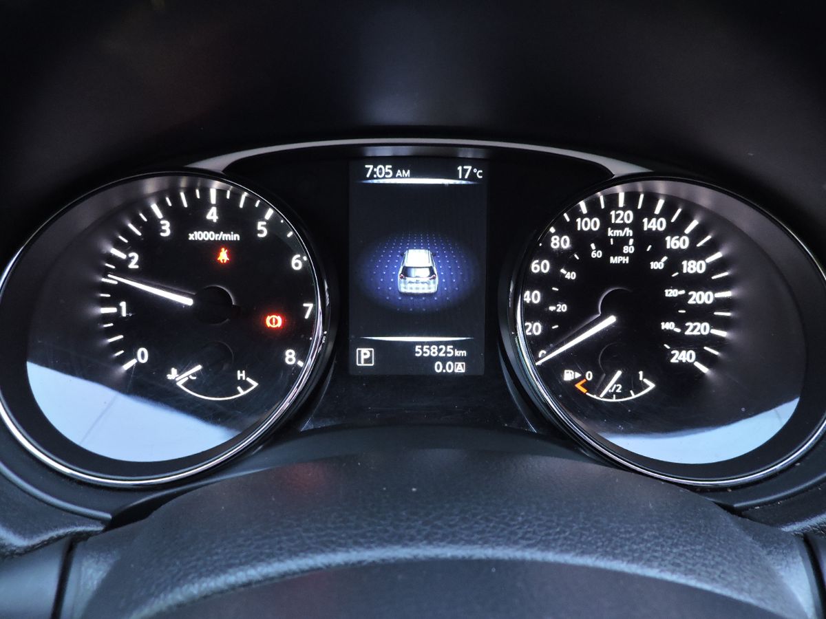 NISSAN  XTRAIL  - 2015                                        