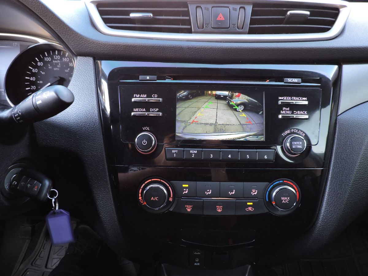 NISSAN  XTRAIL  - 2015                                        