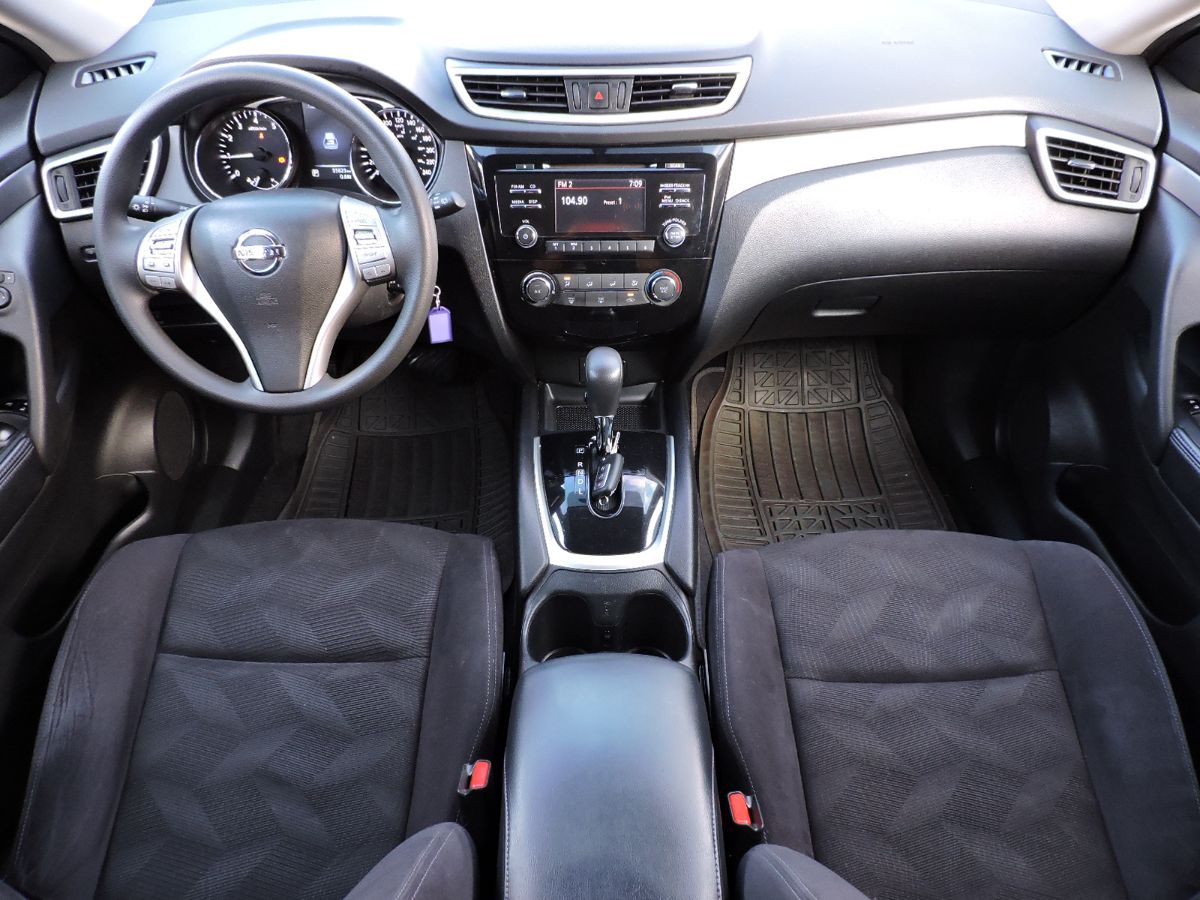 NISSAN  XTRAIL  - 2015                                        