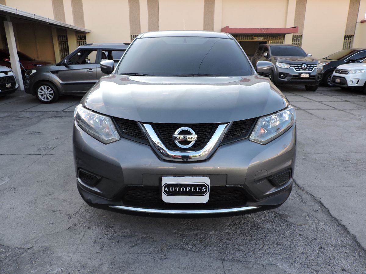 NISSAN  XTRAIL  - 2015                                        