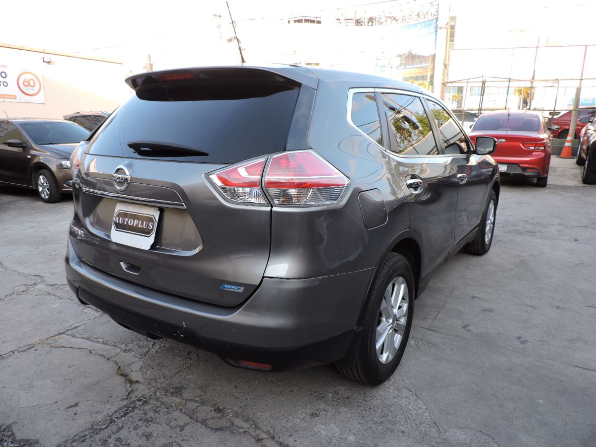 NISSAN  XTRAIL  - 2015                                        