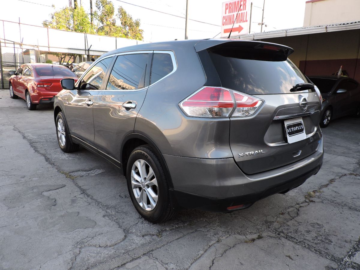 NISSAN  XTRAIL  - 2015                                        