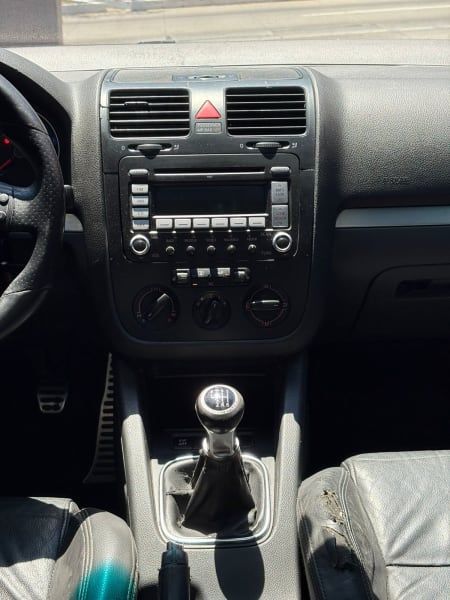 VOLKSWAGEN GTI - 2009                                        