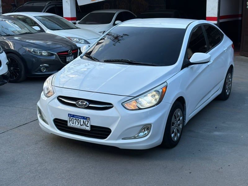 HYUNDAI ACCENT - 2017                                        