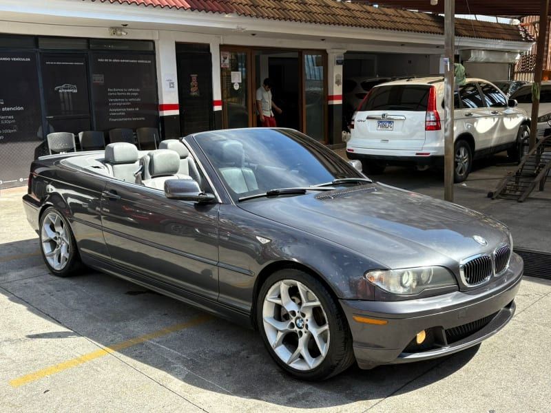BMW 330 - 2005                                        