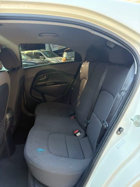 KIA RIO - 2012                                        