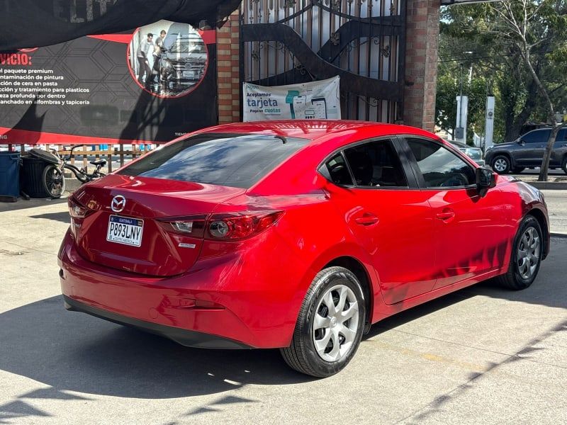 MAZDA 3 - 2016                                        