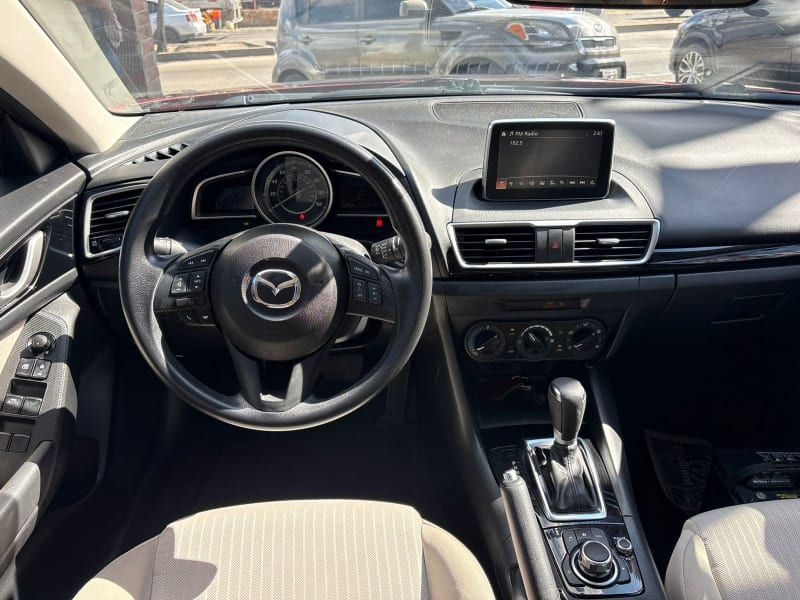 MAZDA 3 - 2016                                        