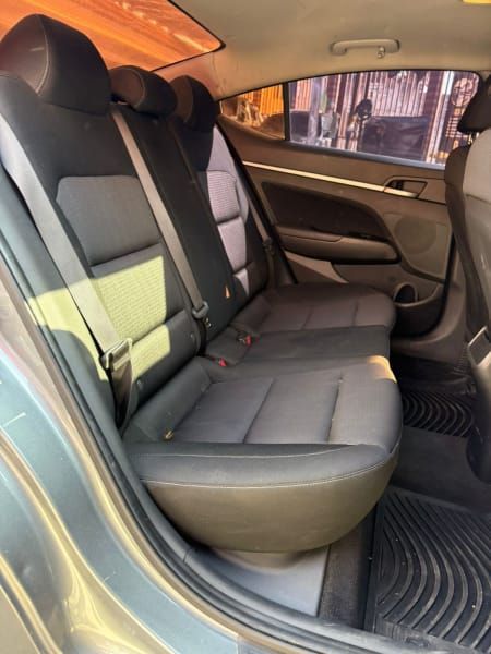 HYUNDAI ELANTRA - 2018                                        