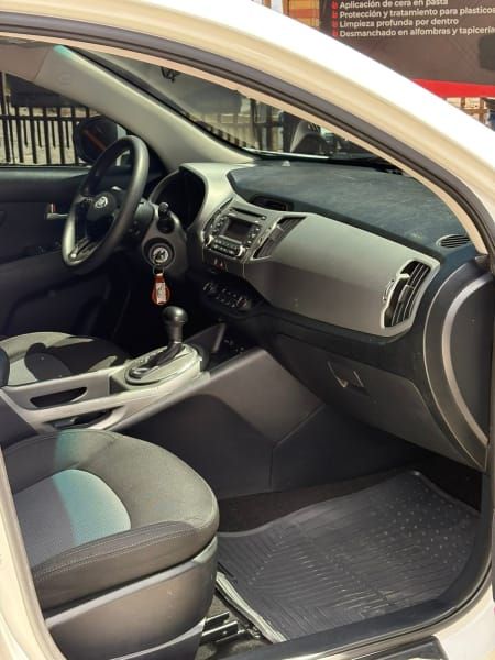 KIA SPORTAGE LX - 2015                                        