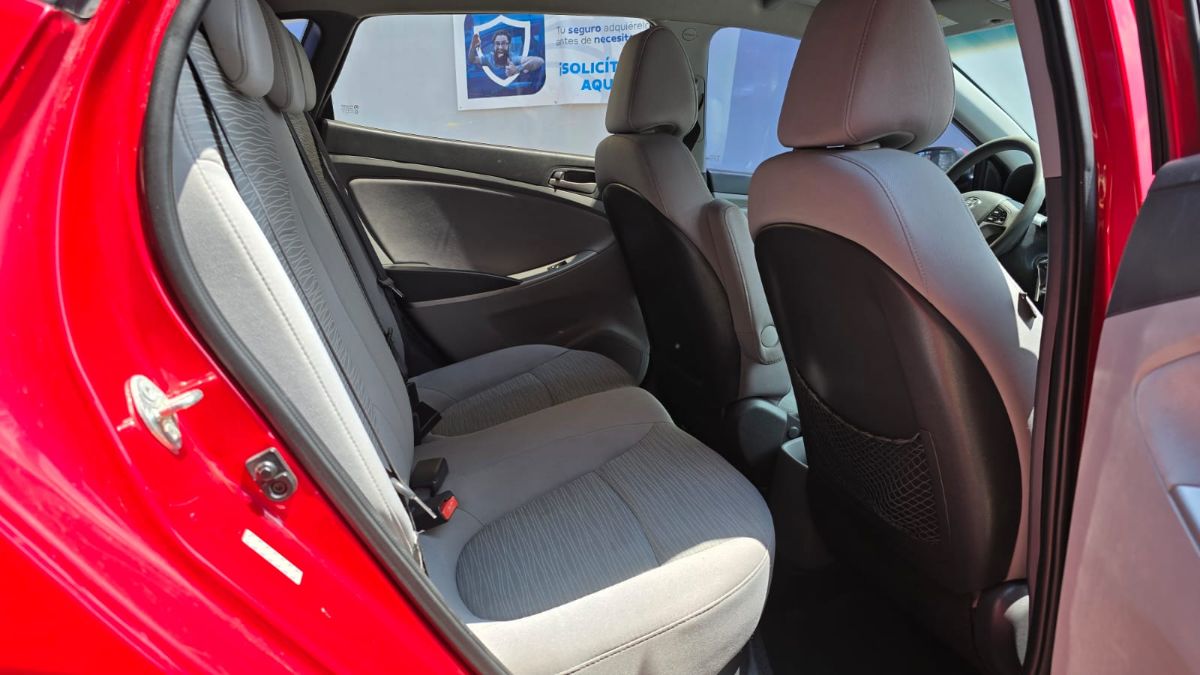 HYUNDAI ACCENT - 2016                                        