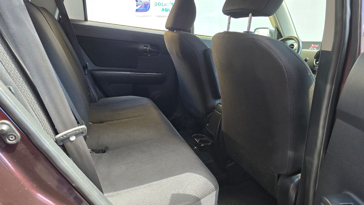 TOYOTA SCION XB - 2009                                        