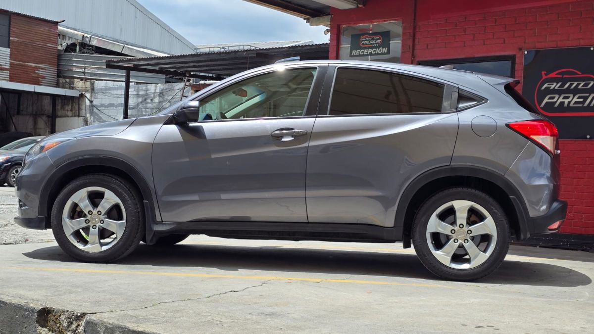 HONDA HRV - 2016                                        