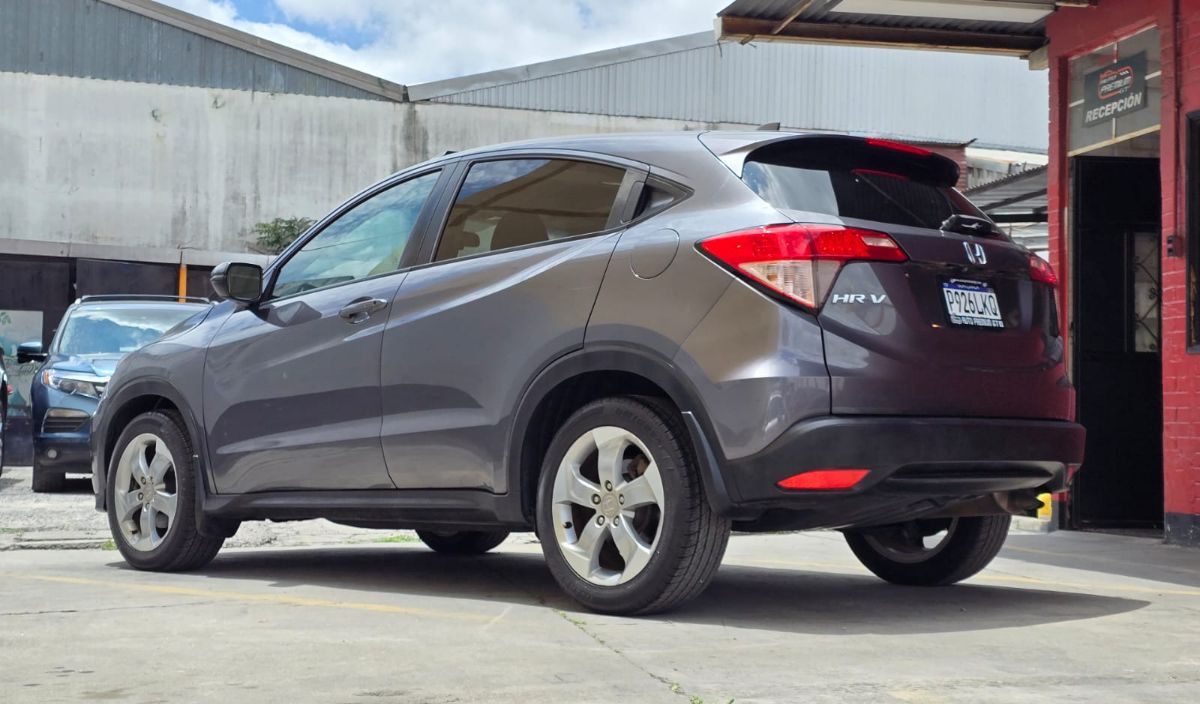 HONDA HRV - 2016                                        