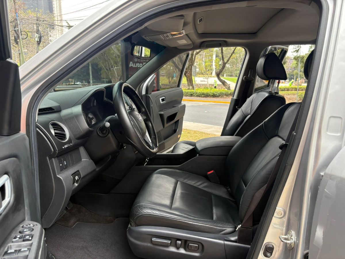 HONDA PILOT - 2012                                        