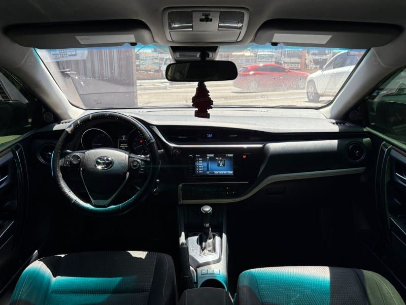 TOYOTA COROLLA - 2017                                        