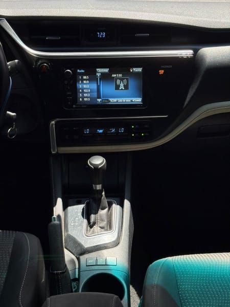 TOYOTA COROLLA - 2017                                        